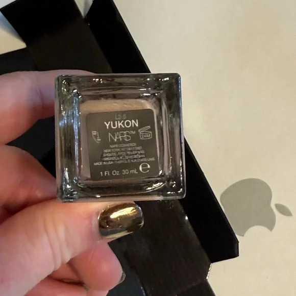 NWT NARS Natural Radiant Yukon Longwear Foundation - Picture 9 of 10